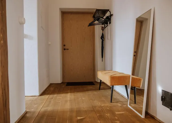 Punaneloss - Avar Korter Suedames Apartment