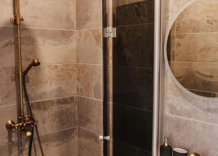 Punaneloss - Avar Korter Suedames * Viljandi (Viljandimaa)